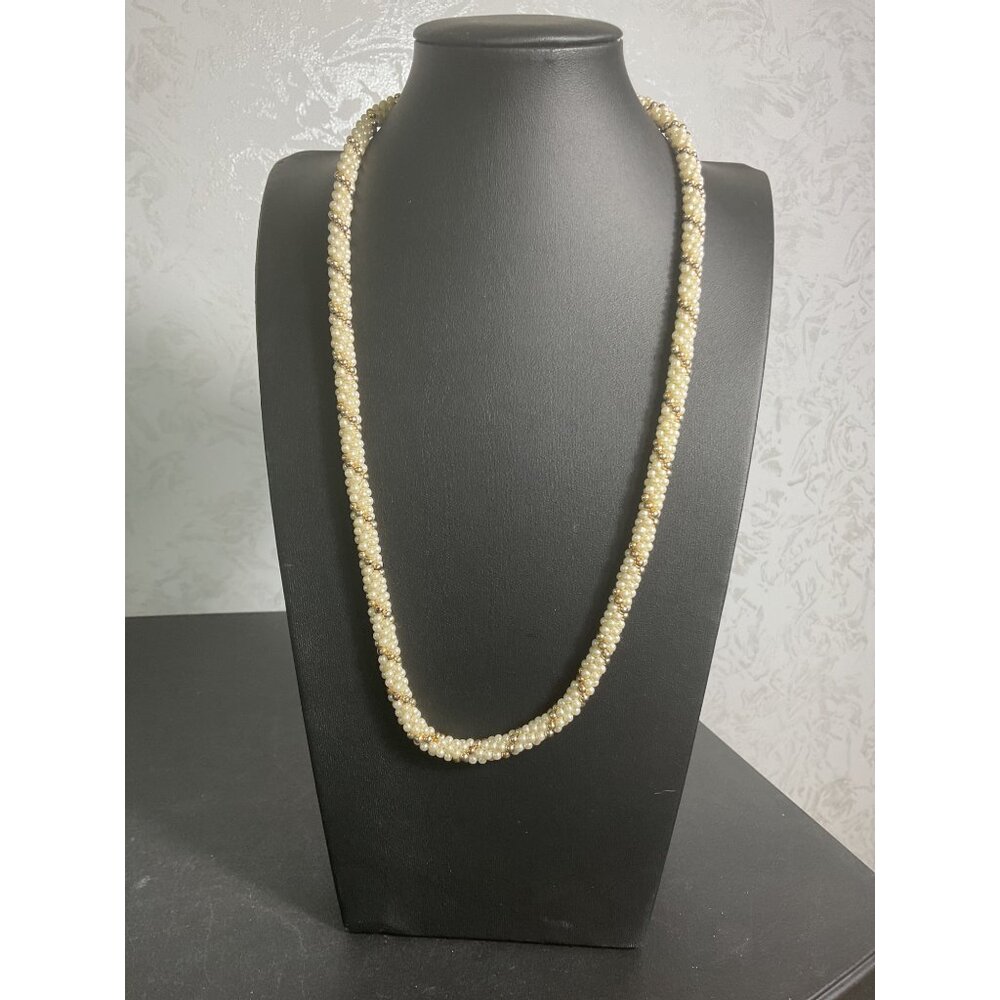 Vintage Chic Classig Versiatile Twisted Pearl Rope Necklace Gold Accent Beads